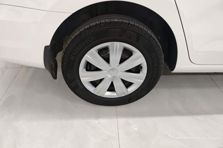 Used Volkswagen Jetta 2015 Zhuihui Edition 1.4L Manual Fashion Model
