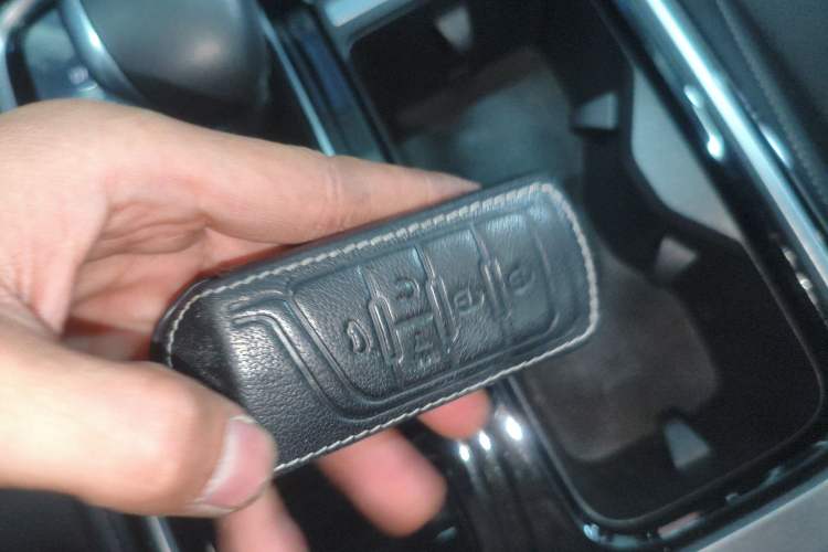 Used GAC Trumpchi GS8 2020 390T Two-Wheel Drive Luxury Smart Connectivity Commemorative Edition (7 Seats)
