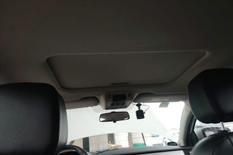 Used Qoros 3 2017 Hatchback 1.6L Automatic Zhiyue Model