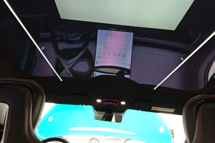 Used Xiaomi Auto SU7 2024 Rear-Drive Long-Range Intelligent Driving Version Headliner