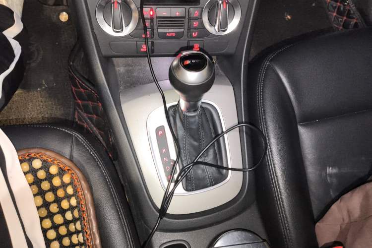 Used Audi Q3 2015 30 TFSI Ambition Edition Gear Lever