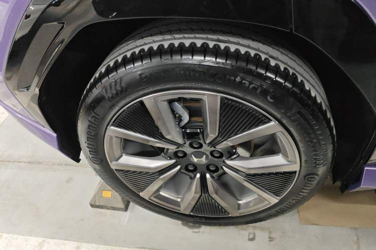 Used Honda P7 2025 Four-Wheel Drive Long-Range Max Exterior 5