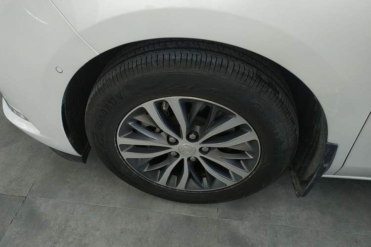 Used Buick GL8 2022 ES Landtrek 653T Luxury Edition
