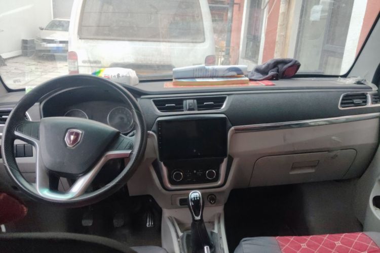 Used Jinbei New Hiace X30L 
