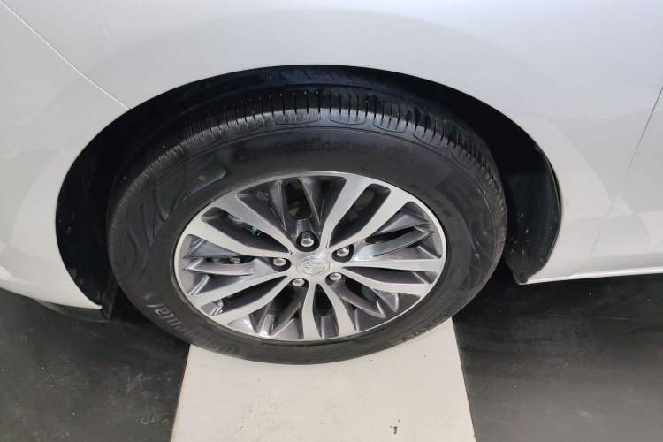 Used Buick GL8 2022 ES Landtrek 653T Comfort Edition