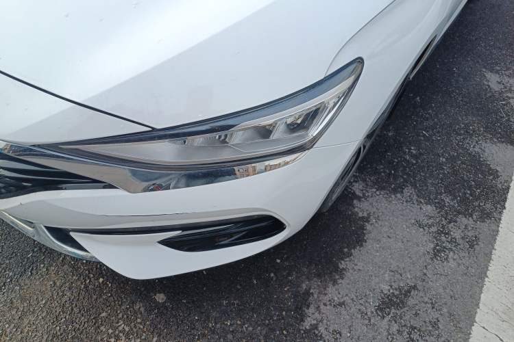 Used Hyundai Lafesta 2021 280TGDi DLX Luxury Edition Left Front Headlight
