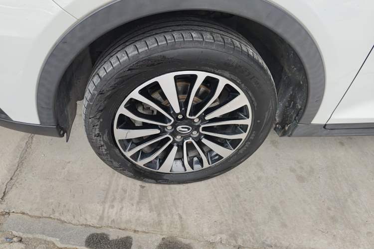 Used GAC Trumpchi GS5 Super 2015 1.8T Automatic All-Wheel Drive Luxury Navigation Edition
