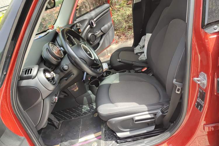 Used MINI 2016 1.2T ONE Five-Door Edition Left Front Seat