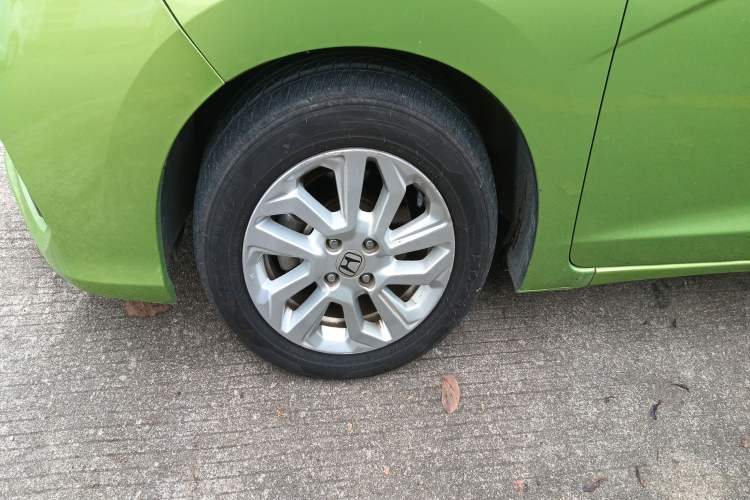 Used Honda Fit 2018 1.5L CVT Comfort Sunroof Version Exterior 2