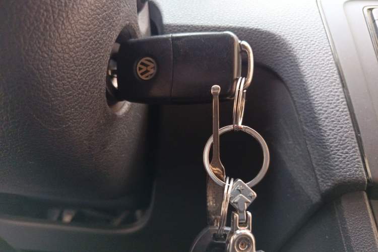 Used Volkswagen Santana 2018 1.5L Manual Fashion Edition Vehicle Key