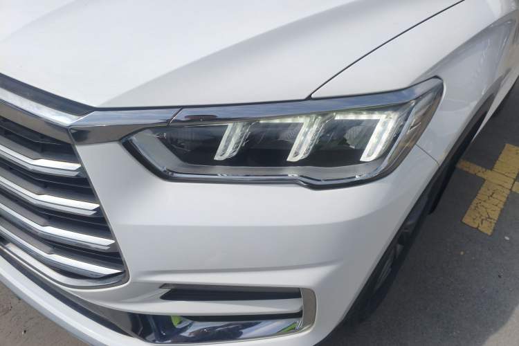 Used BYD Song Pro 2020 1.5T Manual Elite Model Left Front Headlight