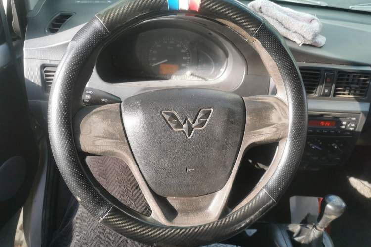 Used Wuling Rongguang 2014 1.2L S Base Model