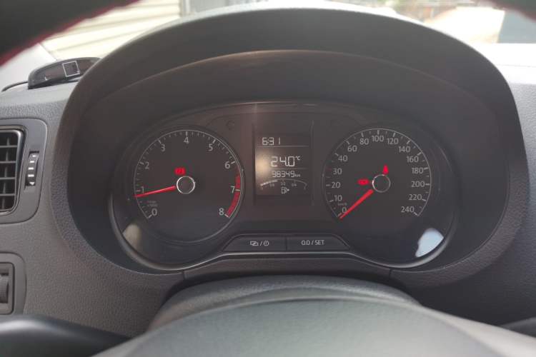 Used Volkswagen Polo 2016 1.4L Manual Fashion Model Instrument Cluster