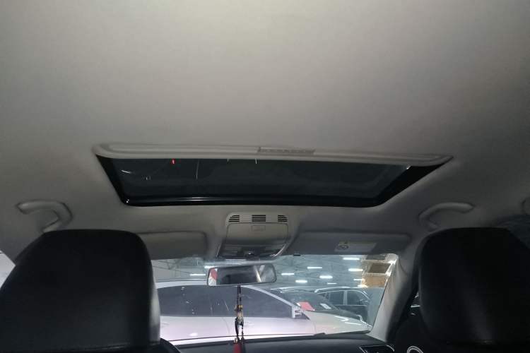 Used Volkswagen Magotan 2015 1.8TSI Luxury Model