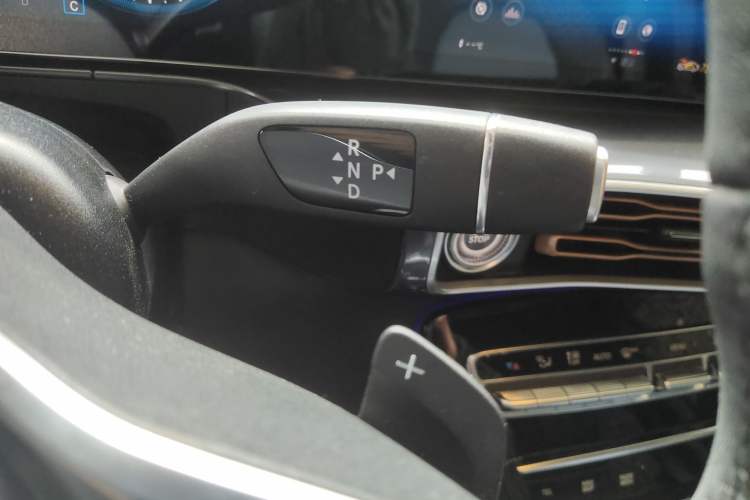 Used Mercedes-Benz EQC 2020 EQC 350 4MATIC Gear Lever