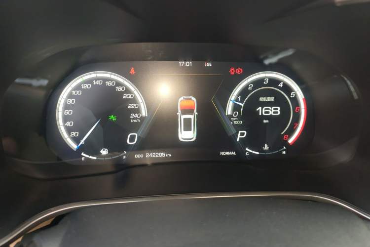 Used Wey VV6 2018 2.0T Two-Wheel-Drive Ultra-Luxury Version China V Standard
