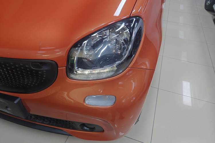 Used smart forfour 2018 1.0L 52 kW Dynamic Edition Left Front Headlight