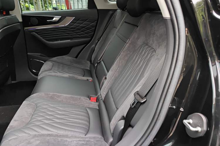 Used Hongqi HS5 2022 Revised Version 2.0T Smart Connect Flagship Edition Left Rear Seat