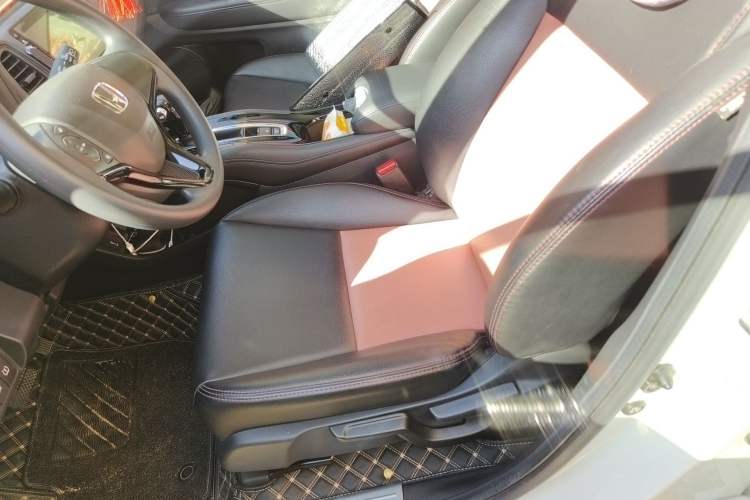 Used Honda Vezel 2020 1.5L CVT Pioneer Edition
