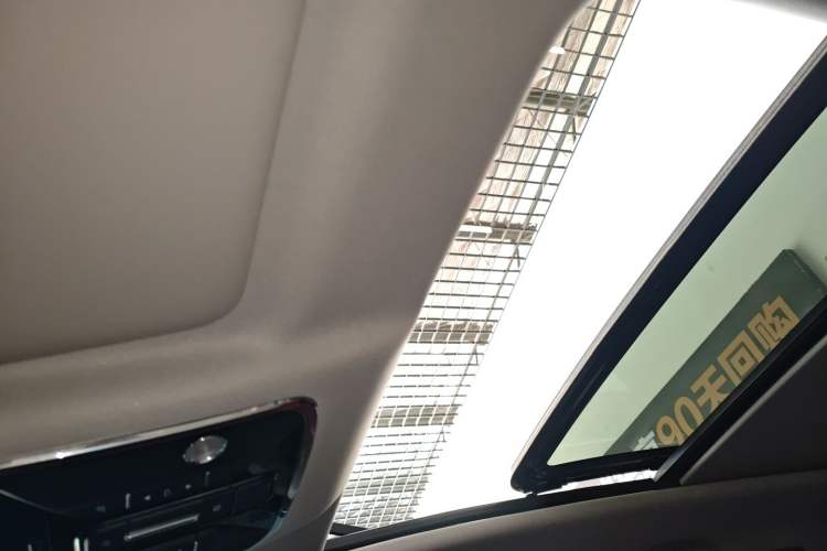 Used JETOUR X70 2024 1.5T DCT Glory PRO 5-Seater