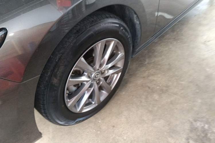 Used Mazda Mazda 3 Axela 2020 1.5L Automatic Luxury Version