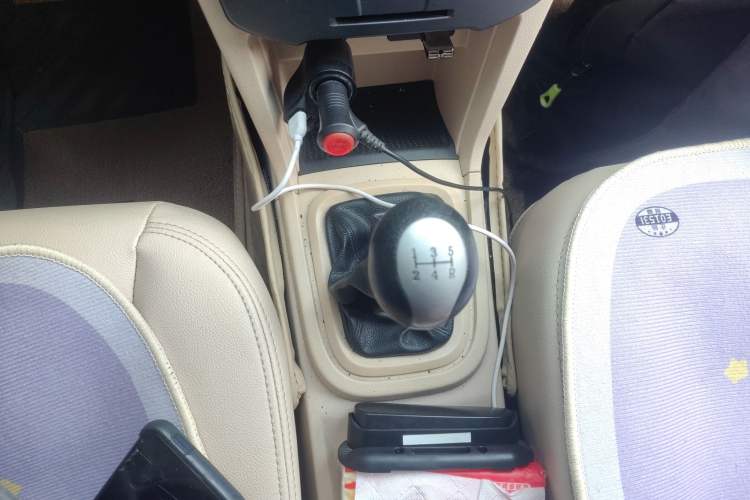 Used Chery Fengyun 2 2013 Hatchback 1.5L Manual Ruiyi Edition
