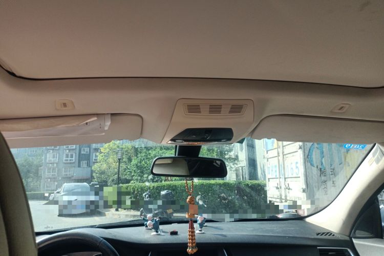 Used BMW 5 Series GT 2013 535i Leading Model Headliner