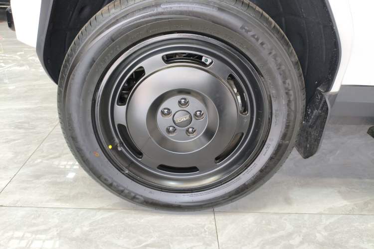 Used iCAR V23 2025 401 Two-Wheel Drive Advanced Edition Exterior 4