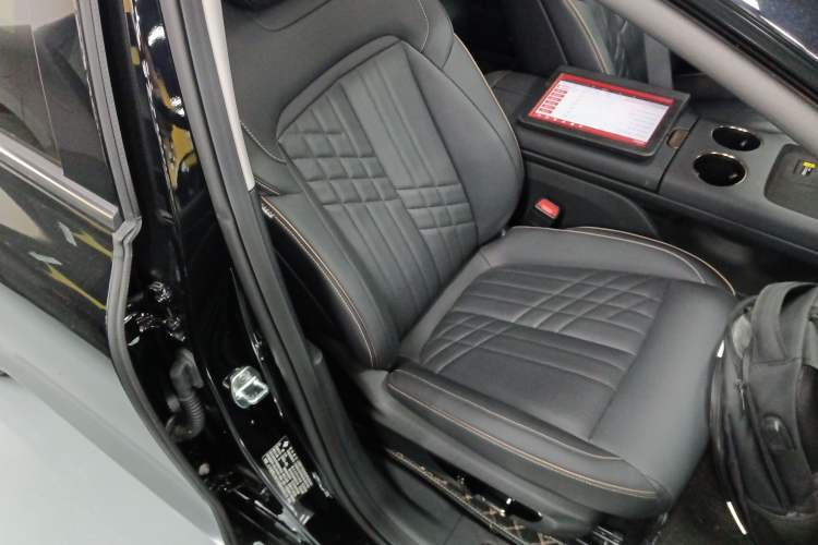 Used Baojun Enjoy 2025 Plug-in Hybrid 140km Luxury Edition Right Front Seat