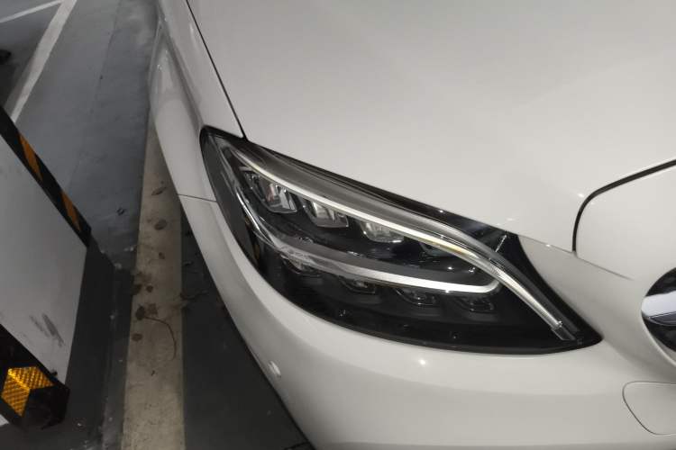 Used Mercedes-Benz C-Class 2021 C 200 L Fashion Edition Sport Version Right Front Headlight