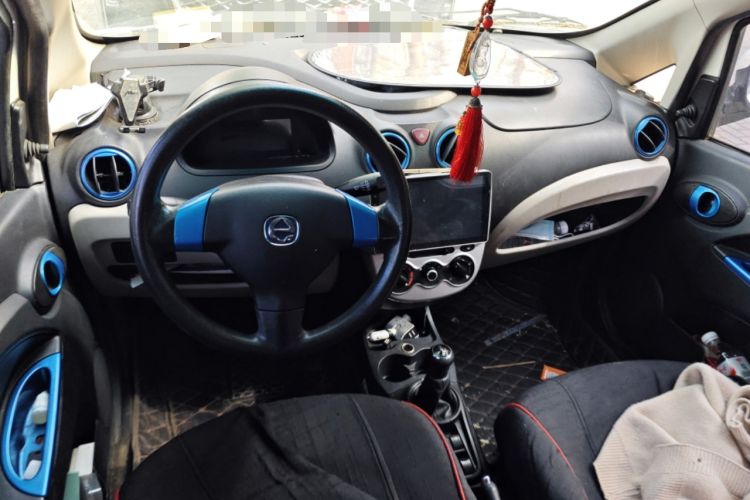 Used JMEV E200L 2017 E200P Standard Edition Center Console