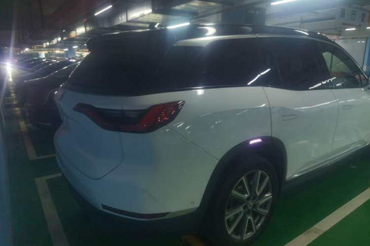 Used Nio ES8 2020 580 km Range Six-Seater Version Rear Right 45 Deg