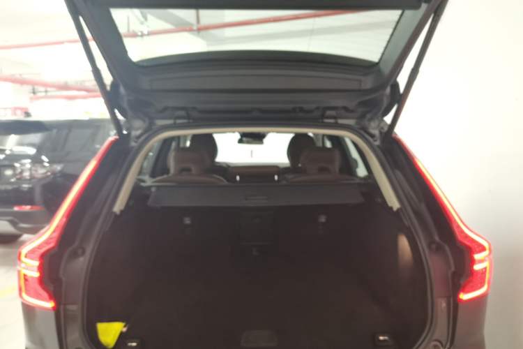 Used Volvo XC60 2020 T5 4x4 Zhiyi Luxury Edition
