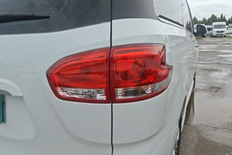 Used SAIC MAXUS G10 2018 PLUS 2.0T Automatic Smart Edition