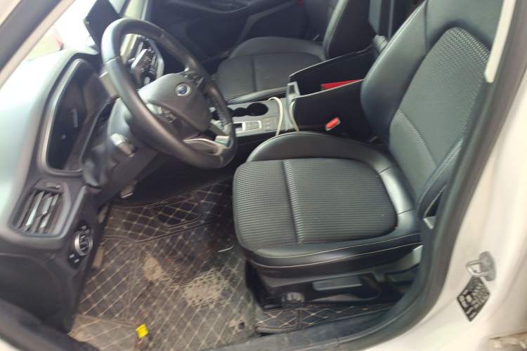 Used Ford Focus 2020 Sedan EcoBoost 180 Automatic Trend Edition
