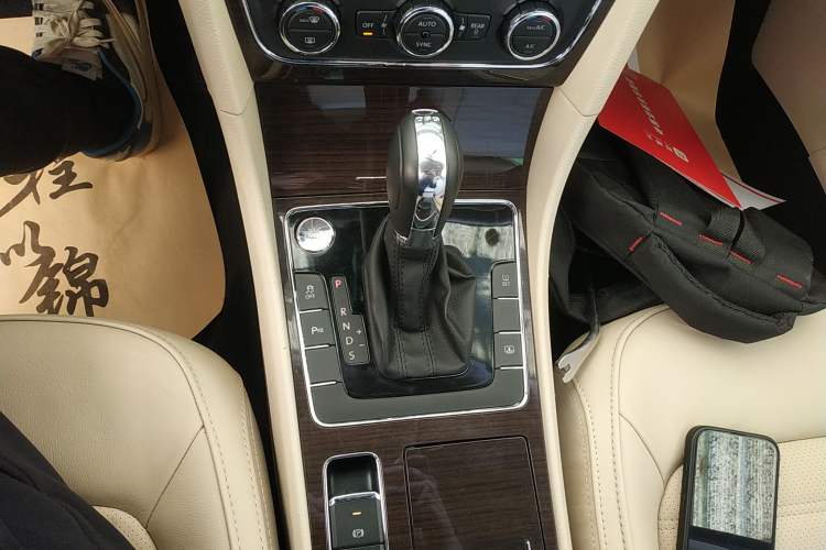 Used Volkswagen Passat 2014 1.8TSI DSG Prestige Edition