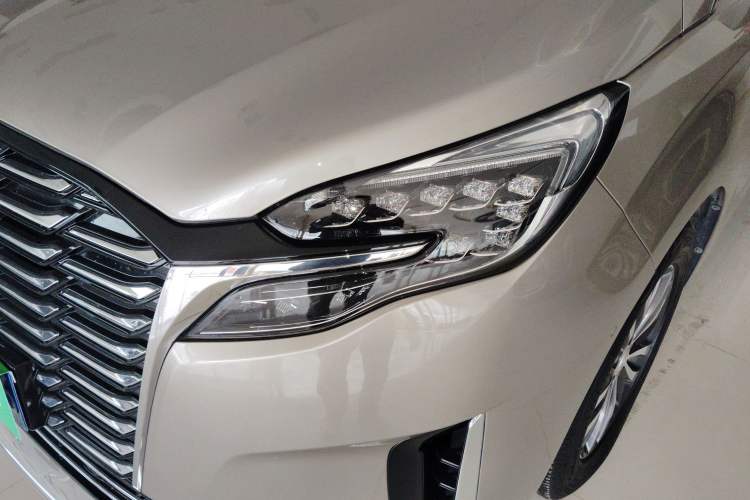 Used Buick GL8 2023 ES Lu Zun Deluxe Model