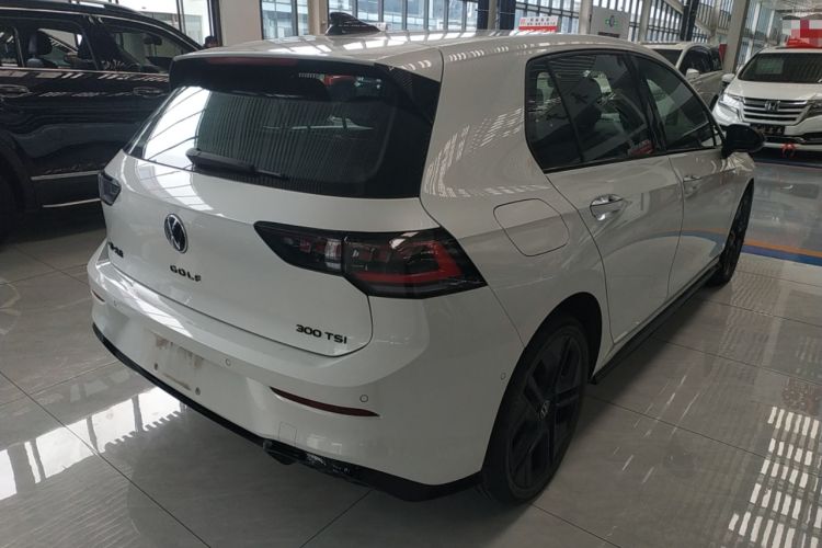 Used Volkswagen Golf 2025 300TSI R-Line