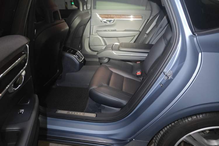 Used Volvo S90 2018 T4 Zhiyuan Edition Left Rear Seat