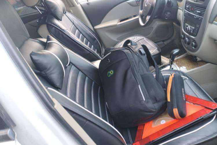 Used Buick Excelle 2015 1.5L Automatic Classic Model
