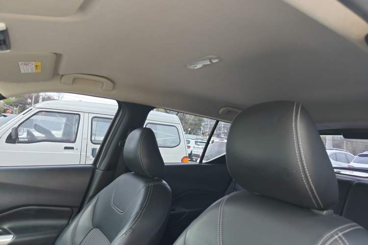 Used Nissan Kicks 2017 1.5L CVT Smart Drive Edition
