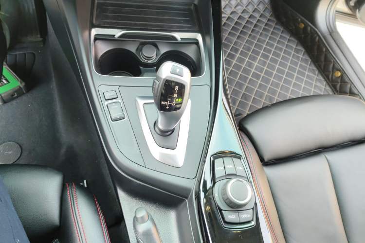 Used BMW 1 Series 2018 118i Sport Design Package
