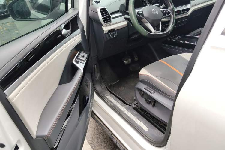 Used Volkswagen ID.6 CROZZ 2022 Long-Range Lite PRO Edition