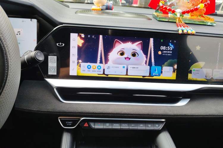 Used Geely Auto Monjaro L 2024 2.0TD High-Power Automatic Two-Wheel Drive Skyline Edition Audio And AC Panel