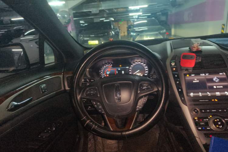 Used Lincoln MKZ 2018 2.0T Premium Edition
