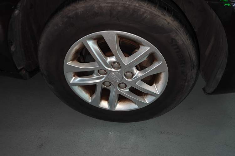 Used Geely Auto Emgrand 2016 Sedan 1.5L Manual Luxury Model