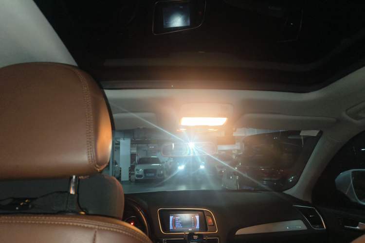 Used Audi Q5 2013 40 TFSI Ambition Headliner