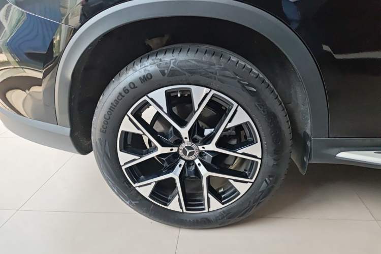 Used Mercedes-Benz GLC 2025 Refresh GLC 260 L 4MATIC Dynamic Edition Right Rear Wheel Hub