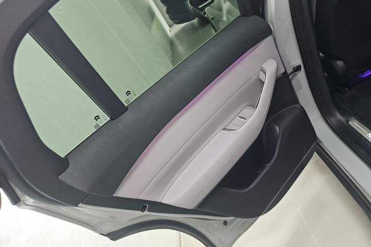 Used Nio EC6 2024 75 kWh Left Rear Door Interior