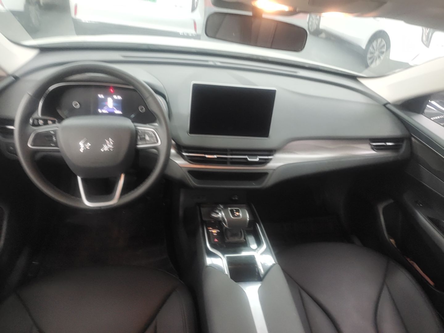 Hongqi E-QM5 2024 450km Range Commuter Version — снимка 12